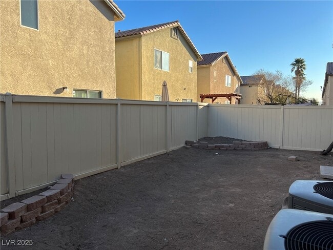 Building Photo - 6462 Abbey Door Ct