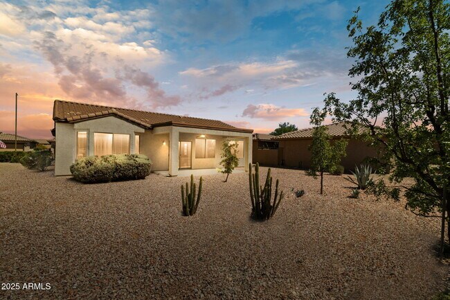 Building Photo - 16717 W Ibarra Ct
