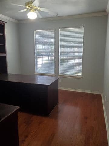 Building Photo - 5305 Coachman Ct