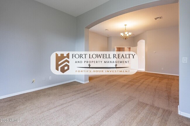 Building Photo - 13354 W San Miguel Ave