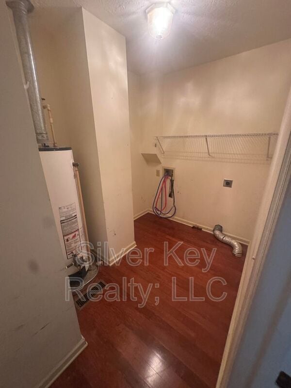 Building Photo - 136 S Matlock Ave