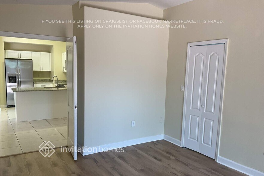 Building Photo - 14108 SW 145th Pl