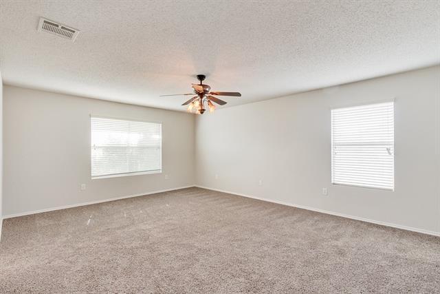 Building Photo - 937 Canary Dr