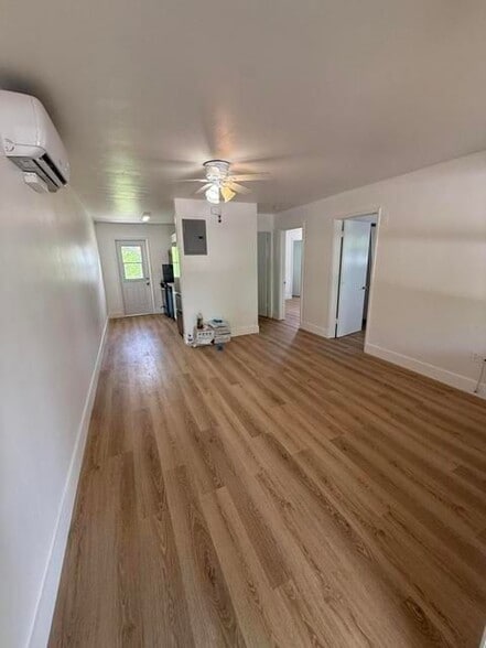 Building Photo - 2018 NE 15th St