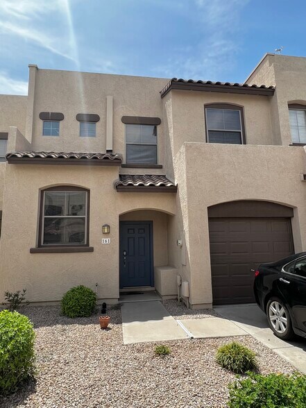Primary Photo - 1886 E Don Carlos Ave