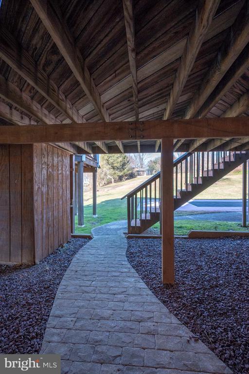 Building Photo - 2104 Steuben Way