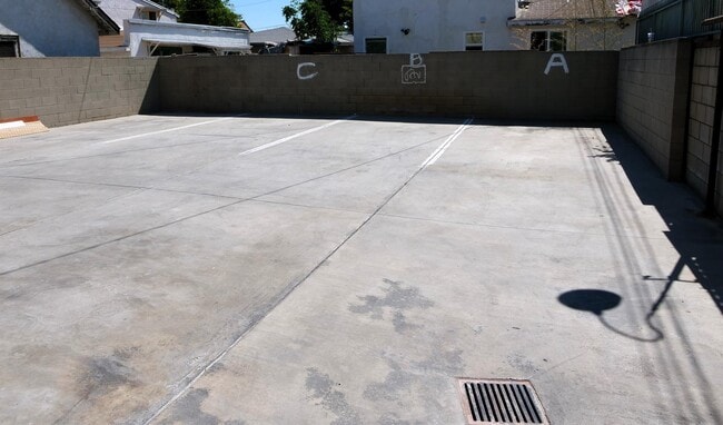 Building Photo - 210 N Huntington Ave