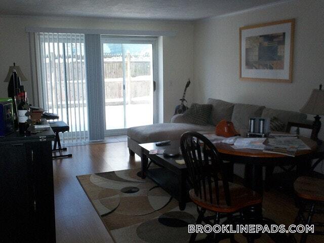 Building Photo - 110 Babcock St