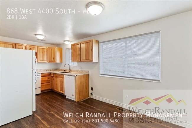 Building Photo - 868 N 4400 W