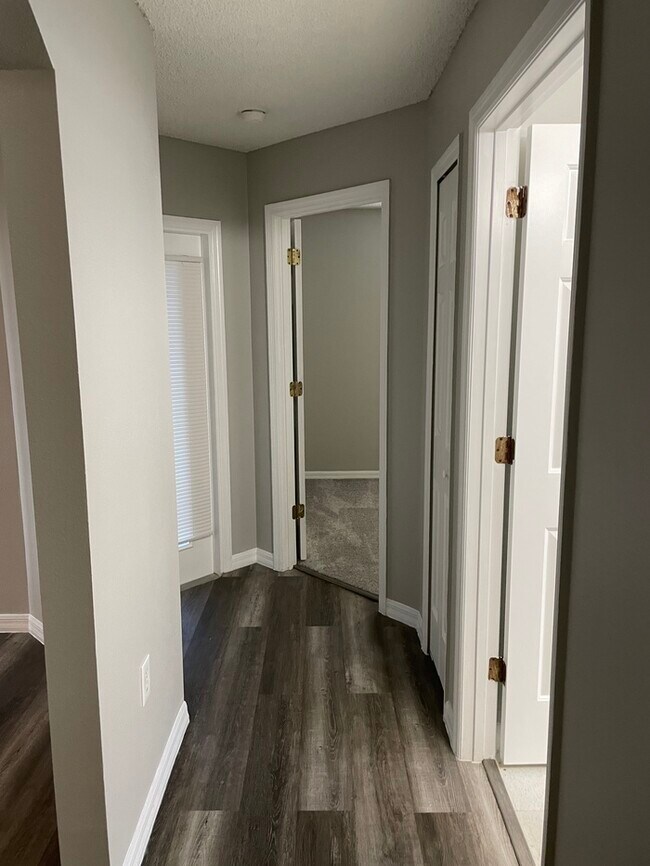 Building Photo - Great Home