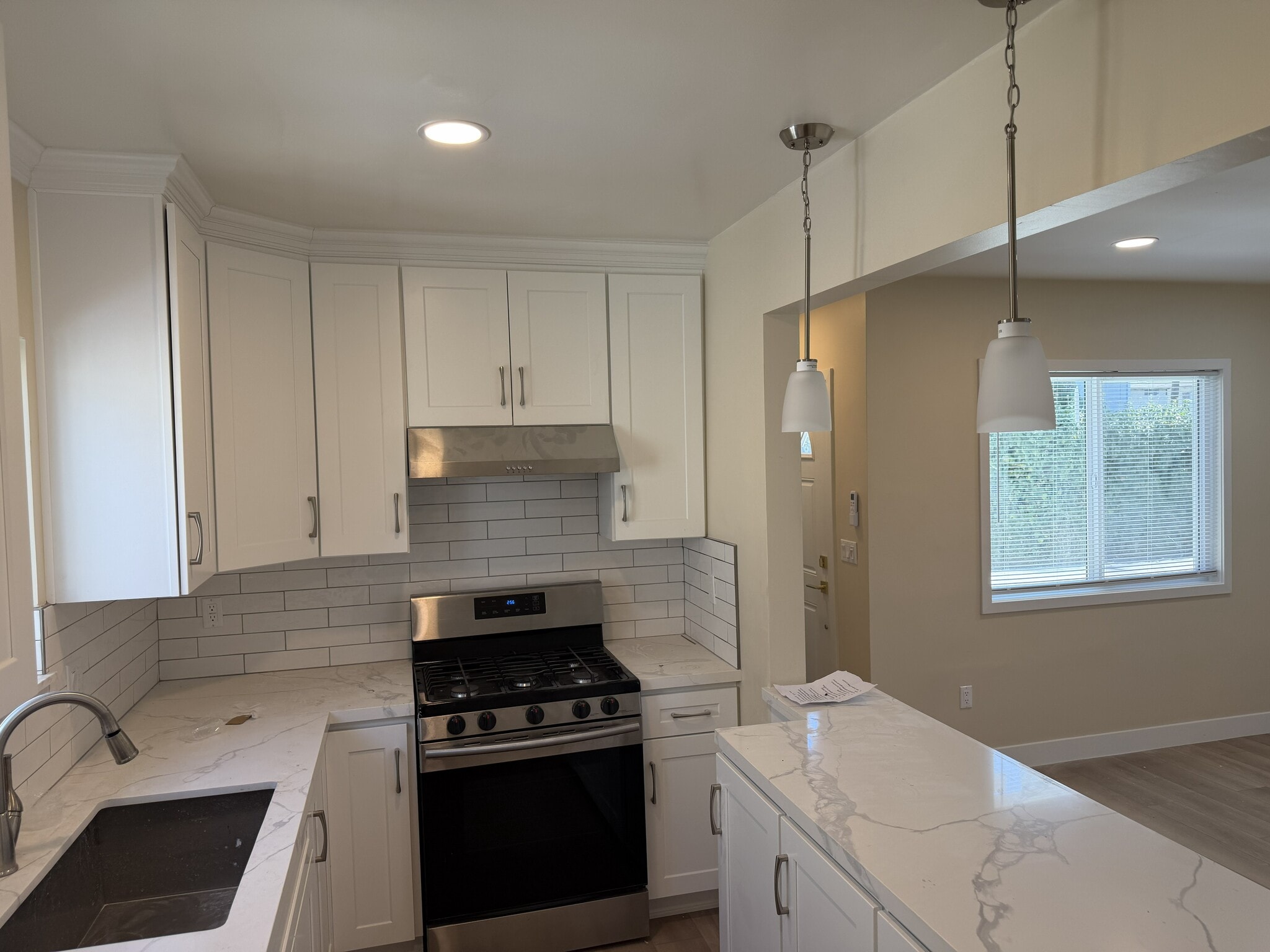 Stove included - 619 Linwood Ave