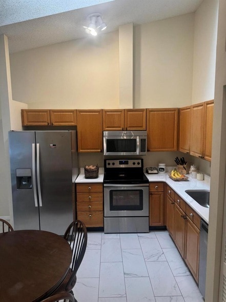 Building Photo - 701 Bannock Ln