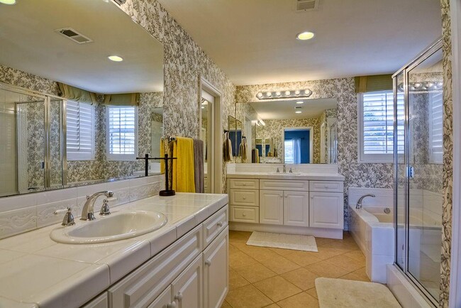 Building Photo - 5216 Topsail Dr