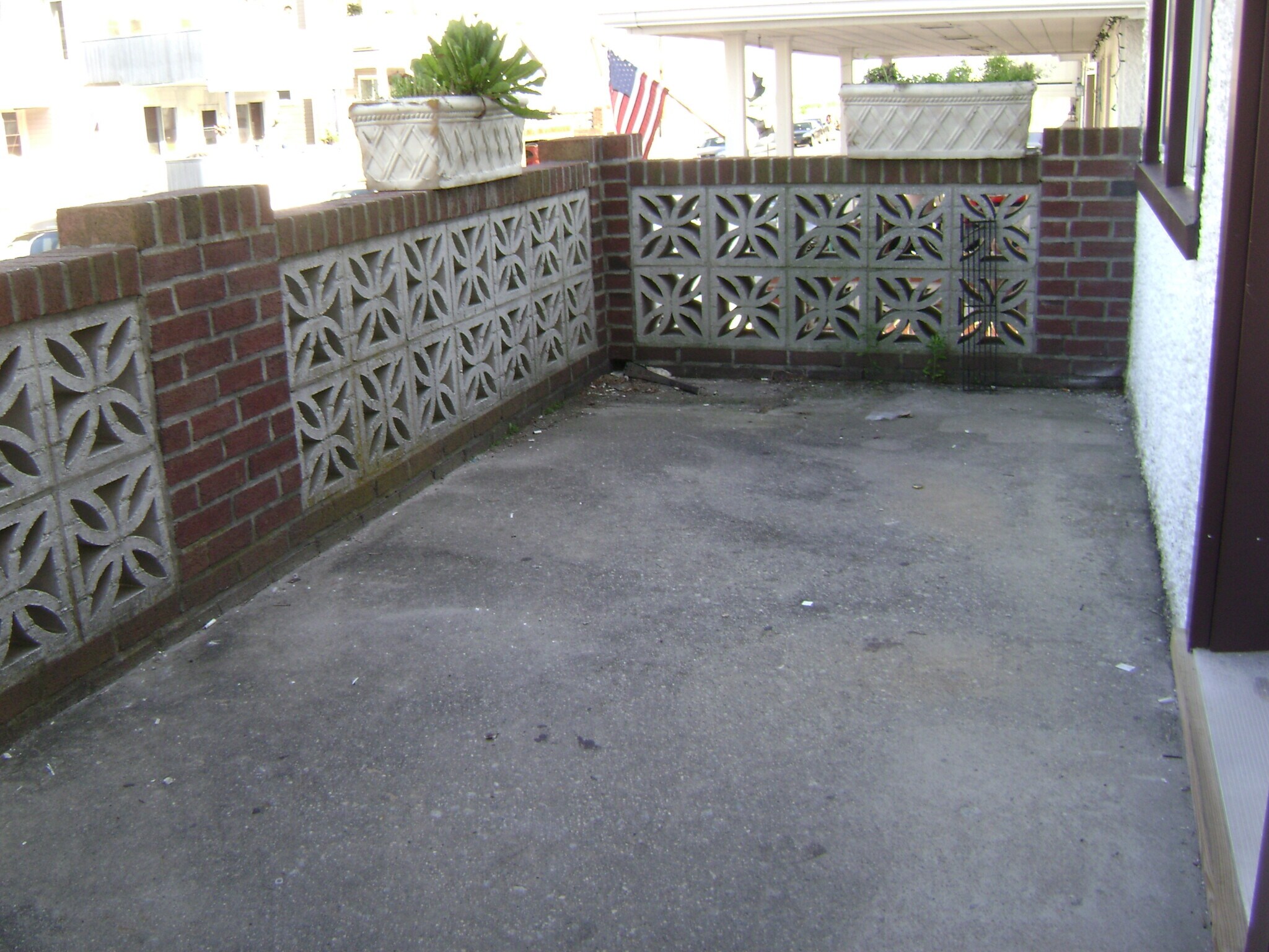 Building Photo - 27 Illinois Ave