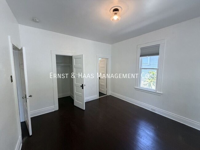 Building Photo - 209 Linden Ave