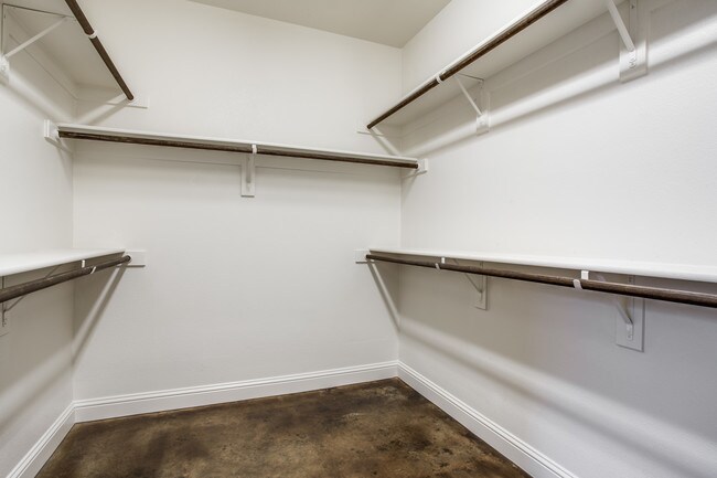 Building Photo - 3141 Greene Ave