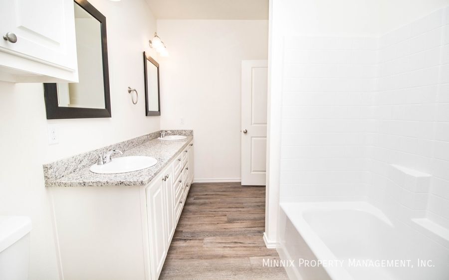 Building Photo - 6908 21st St