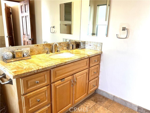 Building Photo - 16782 Bayview Dr