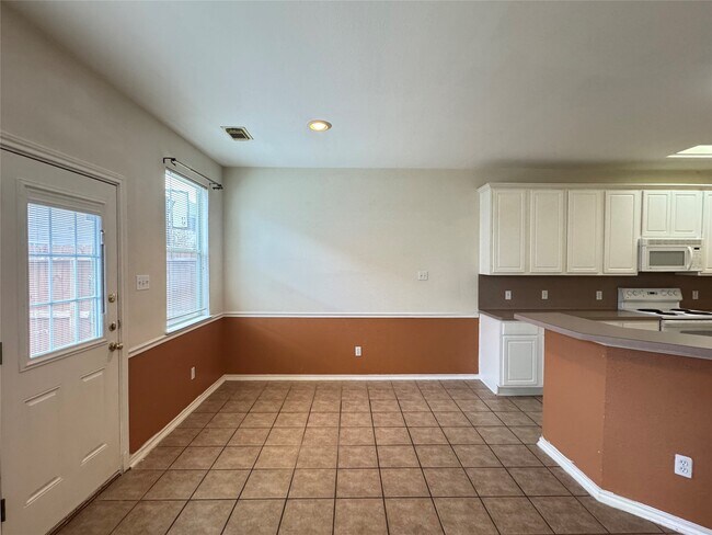 Building Photo - 16527 Beckland Ln