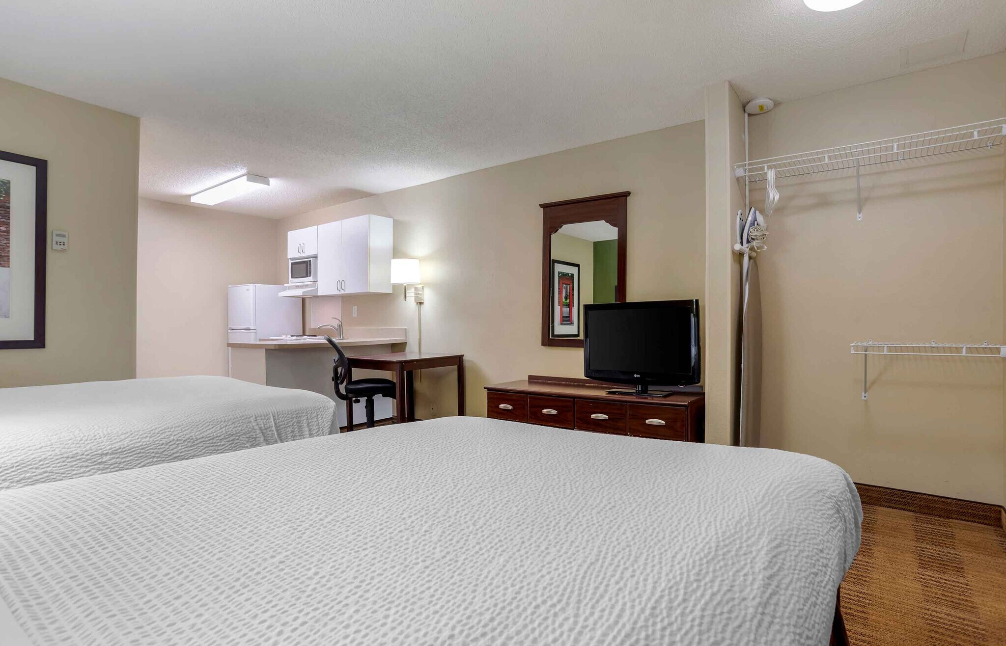 Building Photo - Furnished Studio-Huntsville - U.S. Space a...