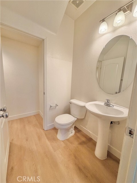 Building Photo - 7161 East Ave