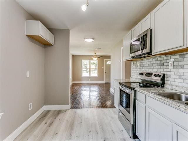 Building Photo - 8121 W Elizabeth Ln