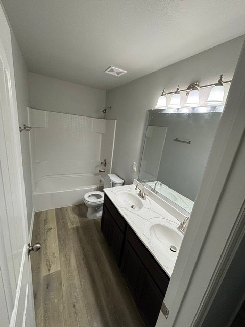 Building Photo - 1428 Montoya Ln