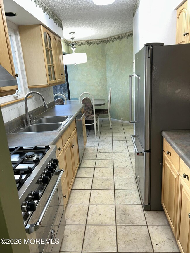 Building Photo - 316 Burntwood Trail