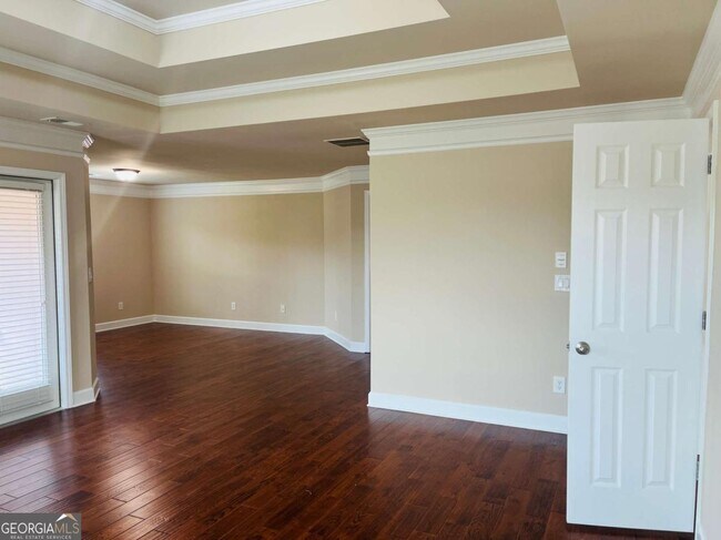 Building Photo - 10012 Parc Sky Cir