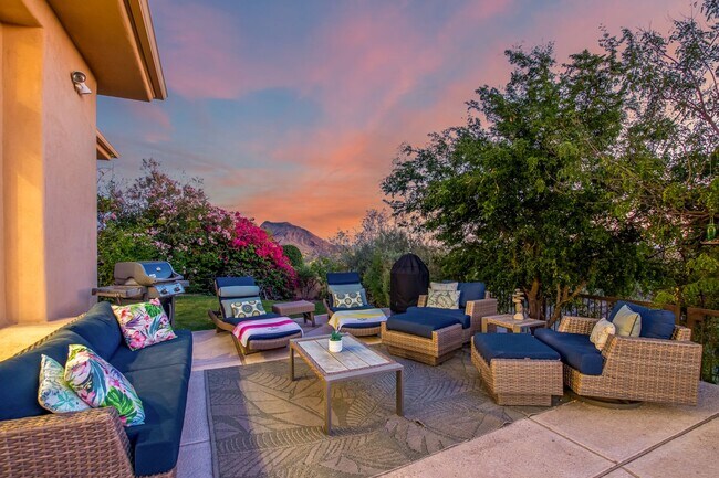 Building Photo - Available June 1st 2026 - Exclusive Gated Scottsdale Mountain Ranch Home