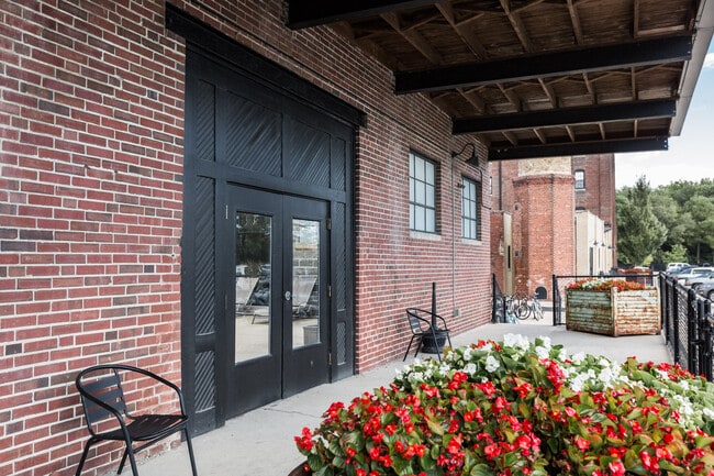 Building Photo - Harding Street Lofts