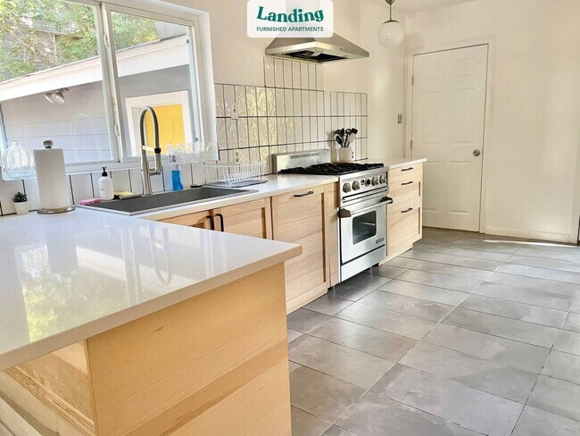 Building Photo - 5006 Heflin Ln