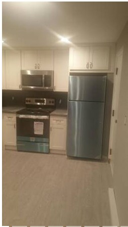 Building Photo - 116 Cross St