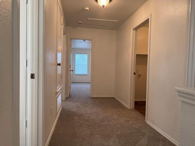 Building Photo - 13718 Merseyside Dr