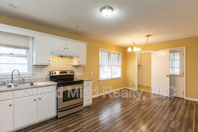 Building Photo - 509 Indian Trail