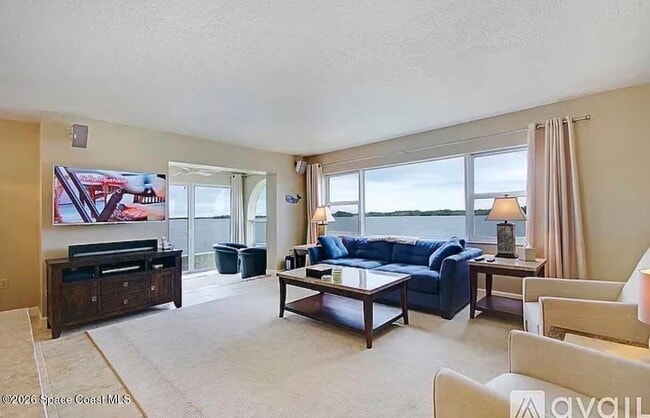 Building Photo - 1729 Minutemen Causeway