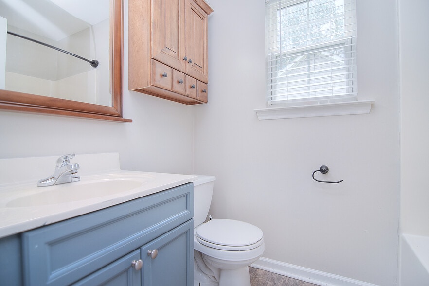 Master Bathroom - 6825 Sullins Rd