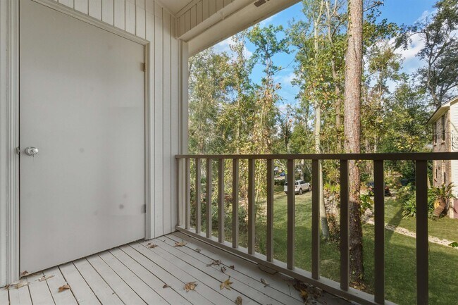 Building Photo - 2900 Woodrich Dr