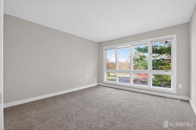 Building Photo - 172 Nathan Dr