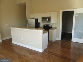 Building Photo - 312 Walnut St