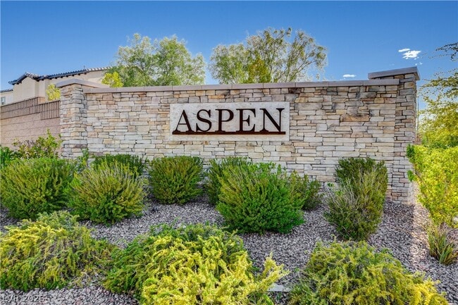 Building Photo - 8067 Tank Loop St