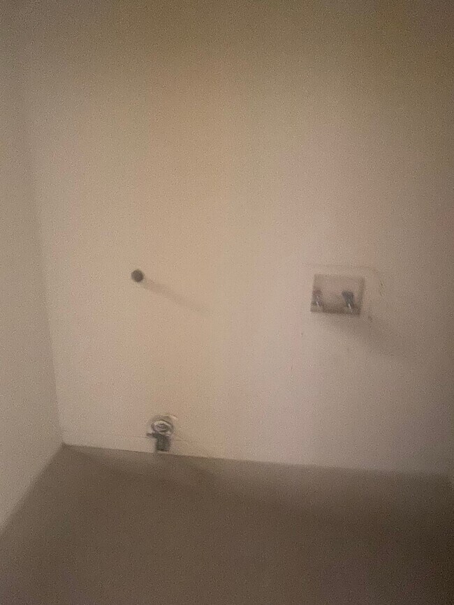 Building Photo - Monthly Paid Rent