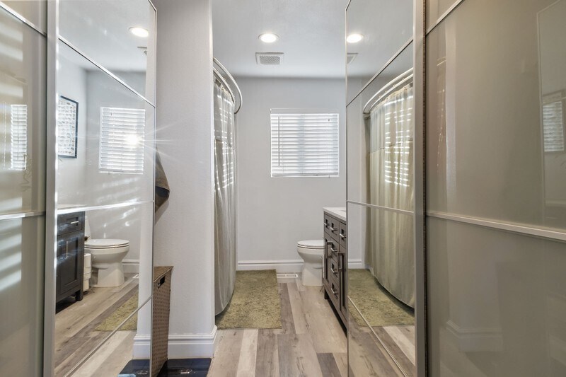 Building Photo - 752 Raygene Way