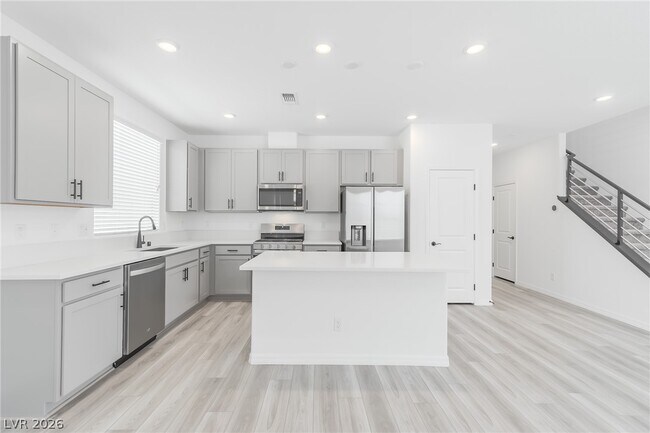 Building Photo - 6017 Fennerwick Ave