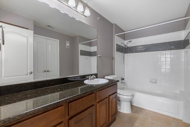 Building Photo - 6000 Shepherd Mountain Cove