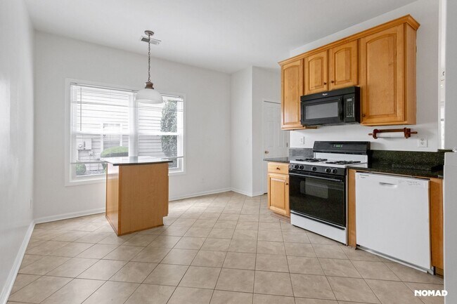 Primary Photo - Charming 3BR House in Roswell
