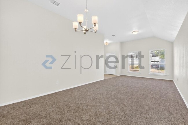 Building Photo - 1512 Chama Dr