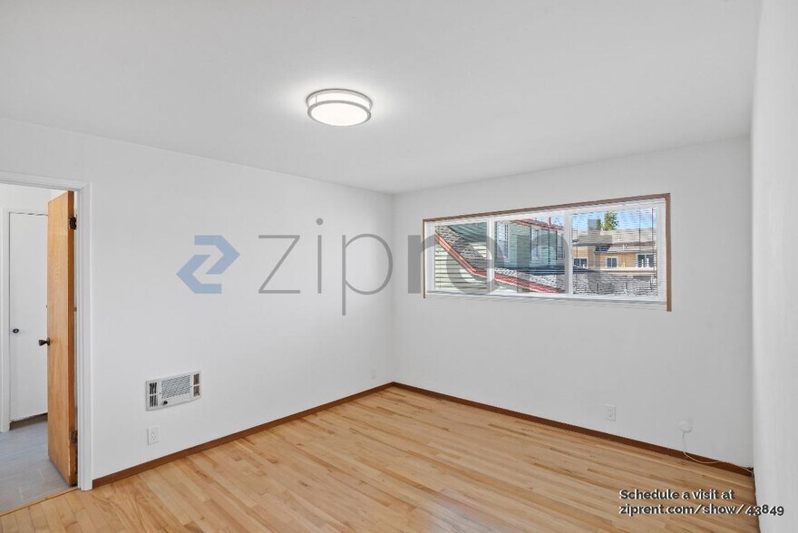 Building Photo - 1422 Sherman St