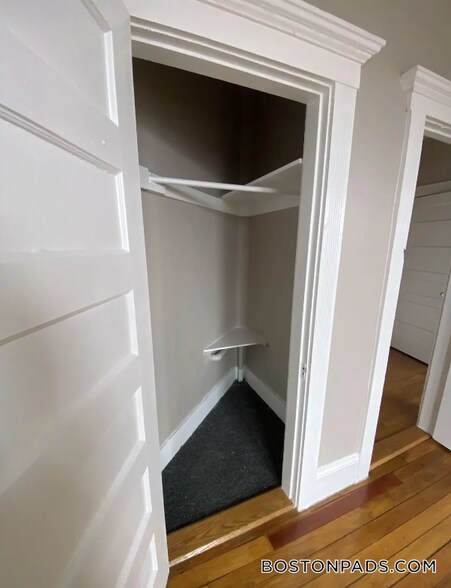 Building Photo - 116-124A Central Ave