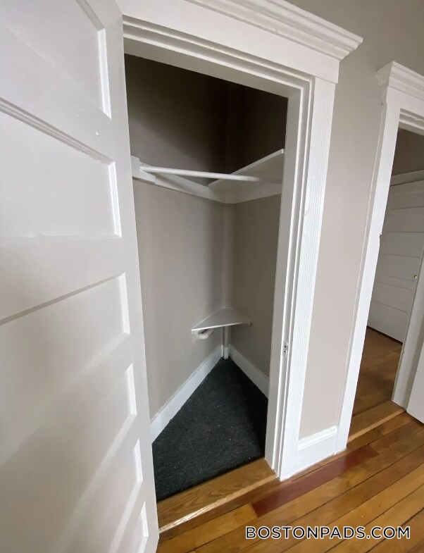 Building Photo - 116-124A Central Ave